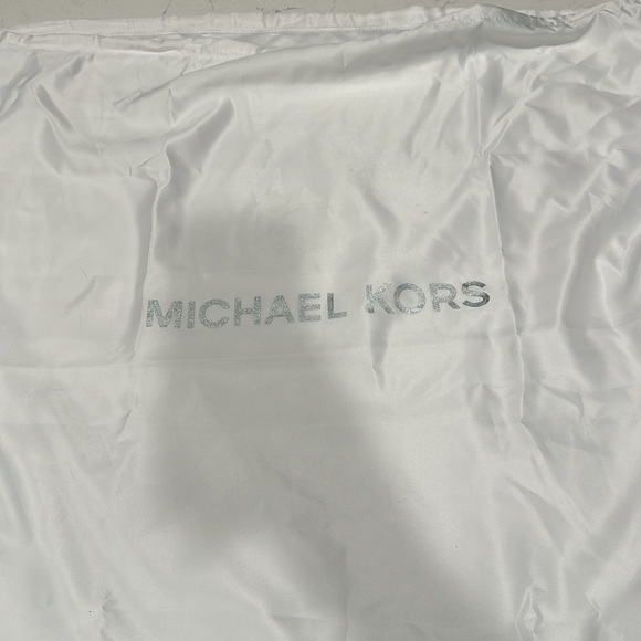 NWT Michael Kors Large Black Shoulder Bag - Picture 10 of 13